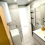 Espectacular Piso Reformado 1a Linea De Playa Daire