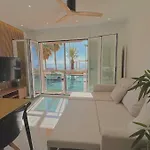 Espectacular Piso Reformado 1a Linea De Playa Daire Fuengirola