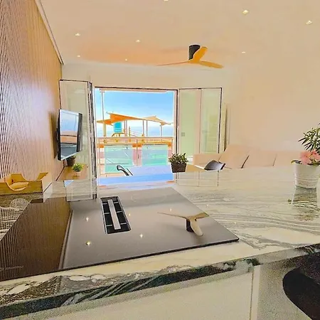 Espectacular Piso Reformado 1a Linea De Playa 아파트 *