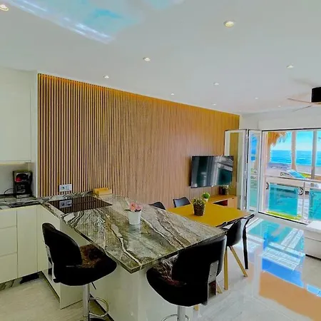 아파트 Espectacular Piso Reformado 1a Linea De Playa