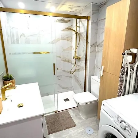 Espectacular Piso Reformado 1a Linea De Playa Apartment Fuengirola