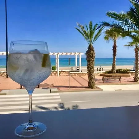 Espectacular Piso Reformado 1a Linea De Playa Apartment