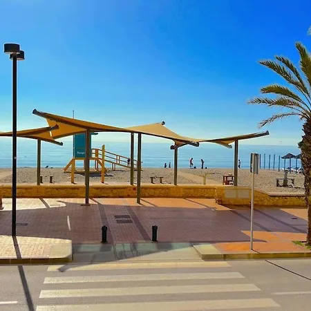 Espectacular Piso Reformado 1a Linea De Playa Apartment *