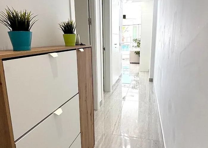 아파트 Espectacular Piso Reformado 1a Linea De Playa