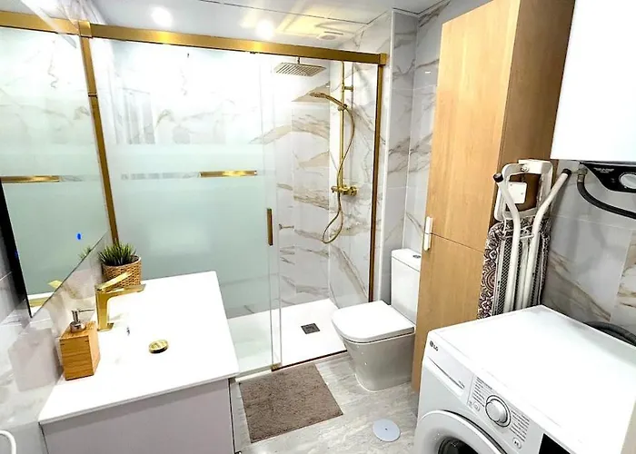 Espectacular Piso Reformado 1a Linea De Playa 아파트 푸엔히롤라