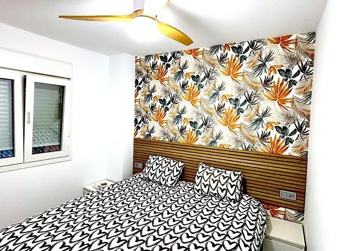 Espectacular Piso Reformado 1a Linea De Playa * 푸엔히롤라